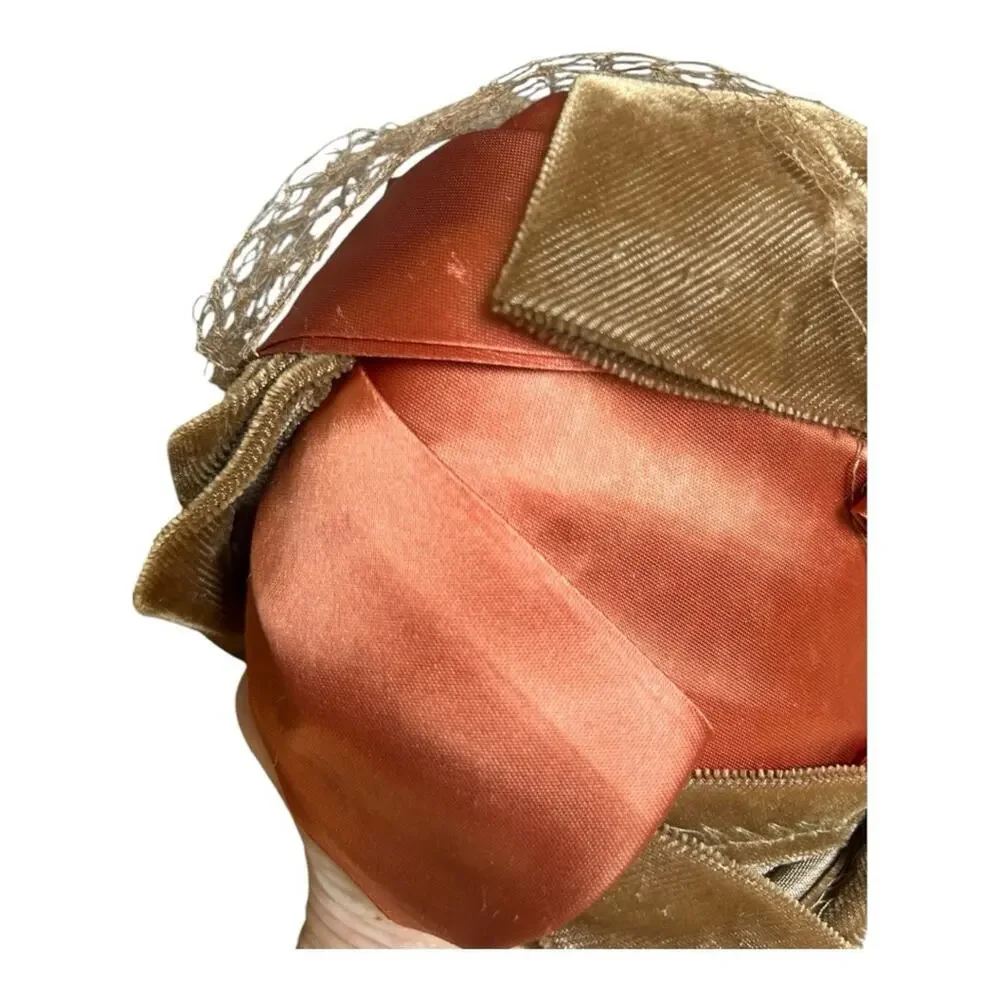 Vtg 50s 60s Velvet Satin Shell Hat with Veil Netting Taupe & Olive Petal Design - Picture 4 of 7